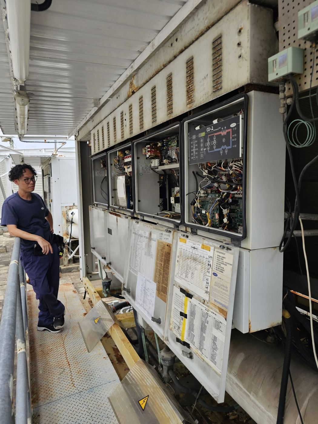 冷水機控制